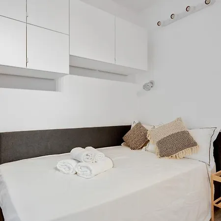 Wonderful Studio In Pta Romana 10 Mins From Duomo By Easylife * Milan